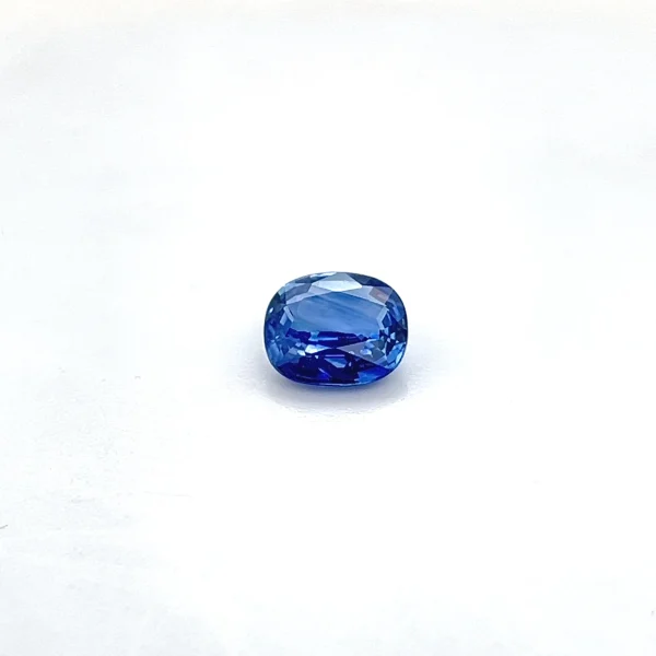 2.64ct Natural Blue Sapphire